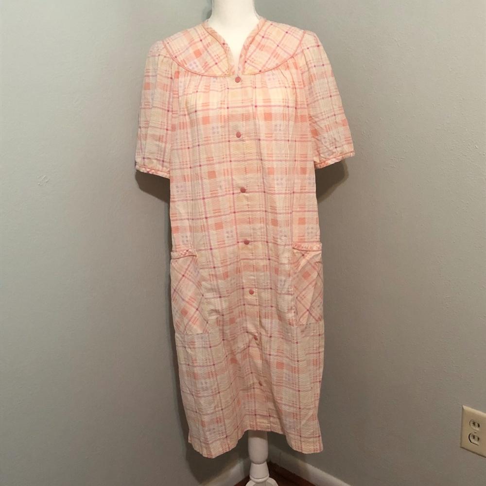 SecreTreasures Ladies' Gown